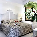 La Mykonos Hotel