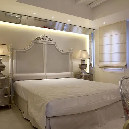 La Mykonos Hotell 5*