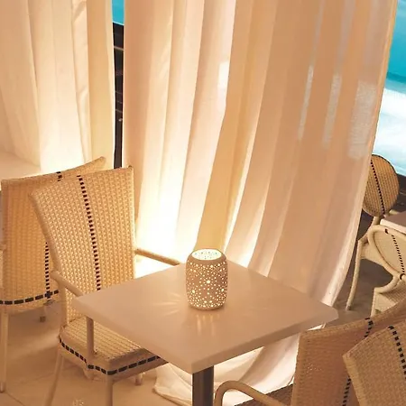 La Mykonos 卡拉法蒂斯